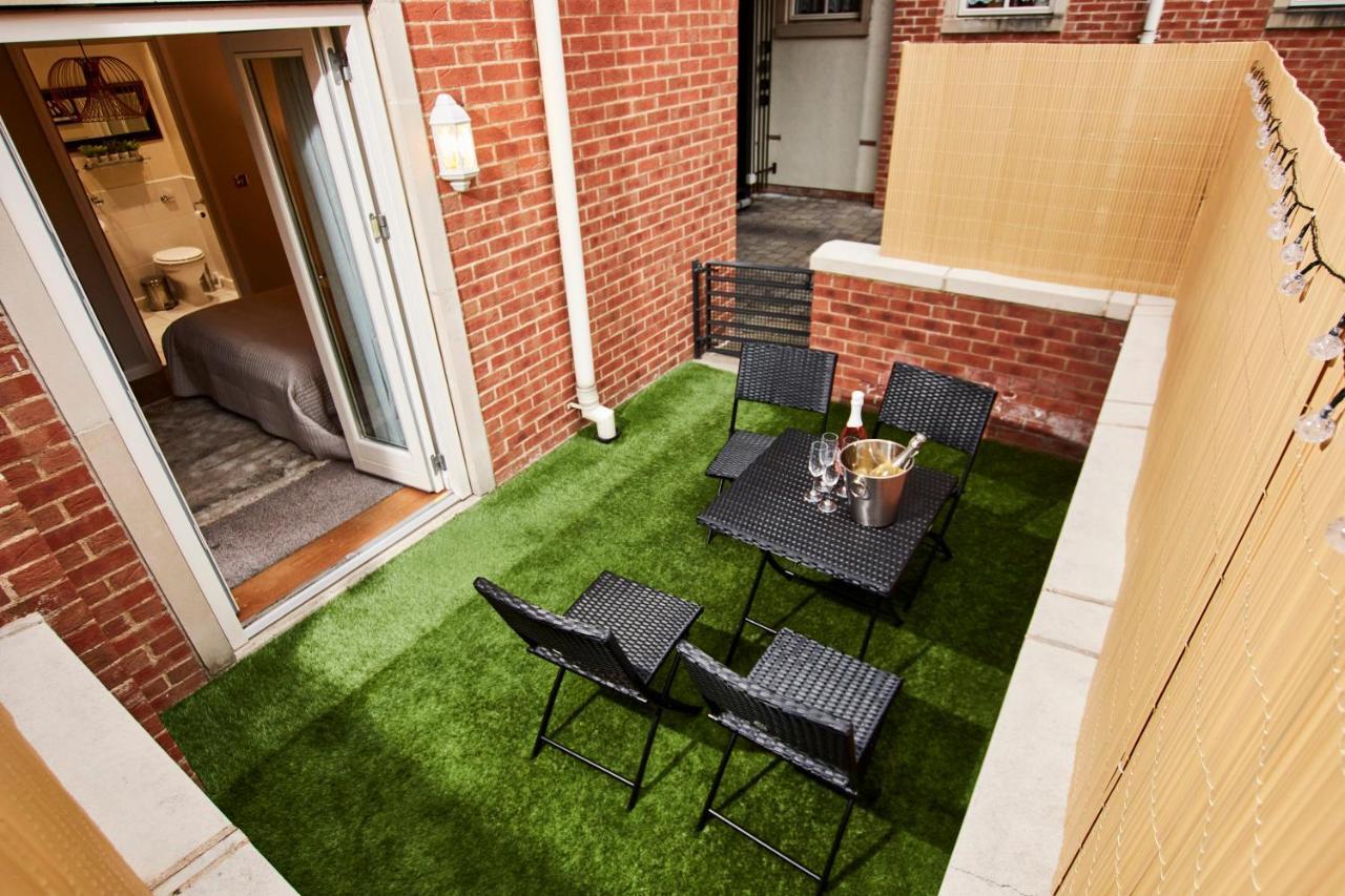 Vikings Apartment With Private Parking & Terrace York Exterior foto